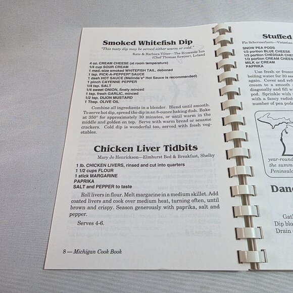 1999 Michigan Cookbook Compiled by Donna Goodrich Softcover Spiral Bound - Picture 8 of 14